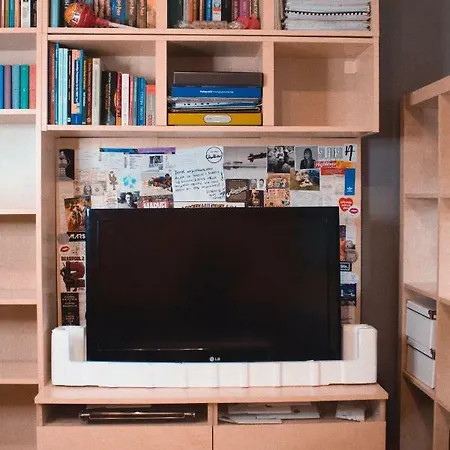 Cozy Room In Warsaw/Ursynow בית אירוח